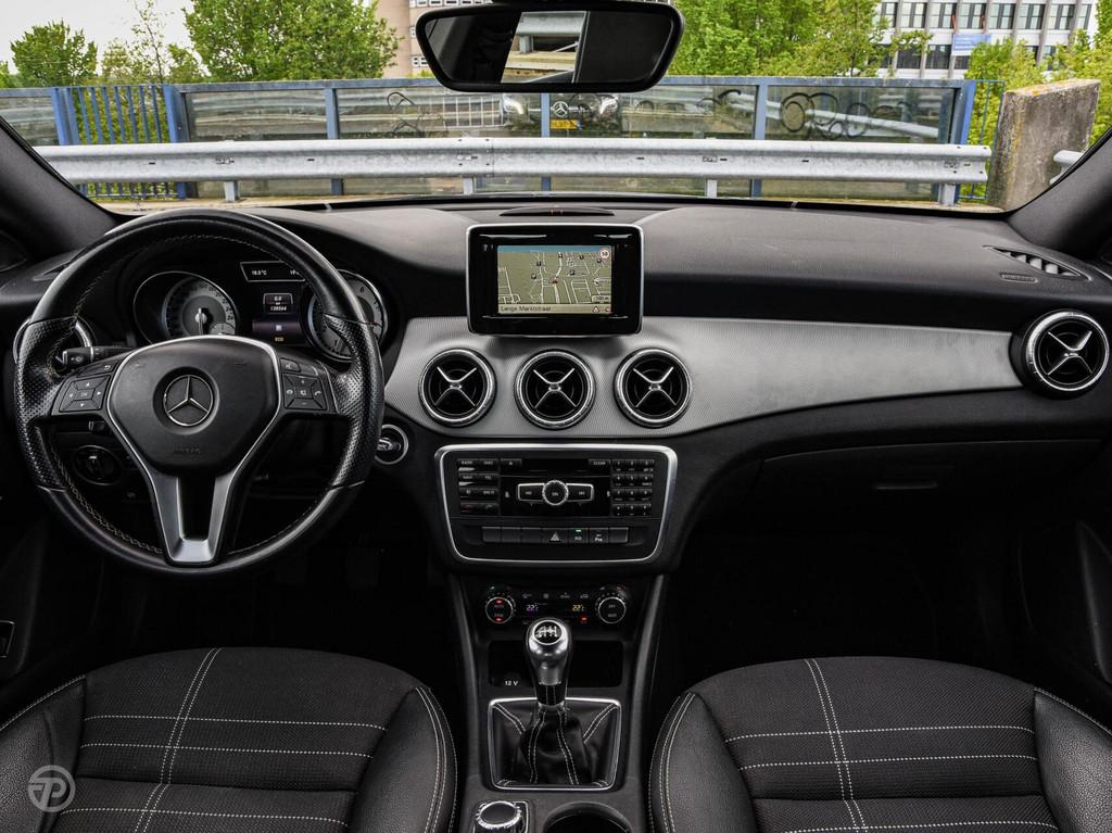 Mercedes-Benz CLA-klasse 200 Ambition 156 PK | Camera | Bi-x, Auto's, Mercedes-Benz, Voorwielaandrijving, CLA, Gebruikt, Leder en Stof