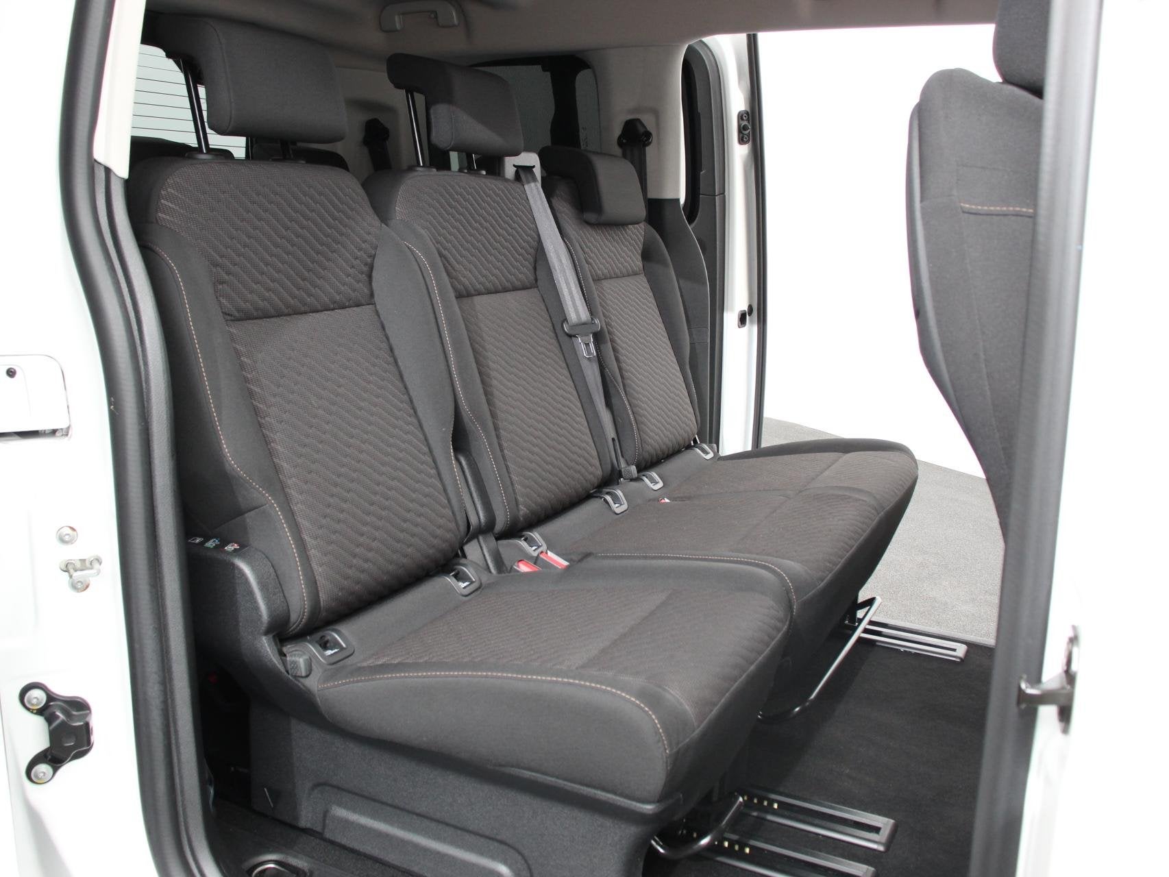 Toyota PROACE Electric Verso Luxury L2 8persoons PERSONENBUS, Auto's, Gebruikt, 8 stoelen, ProAce, 230 km