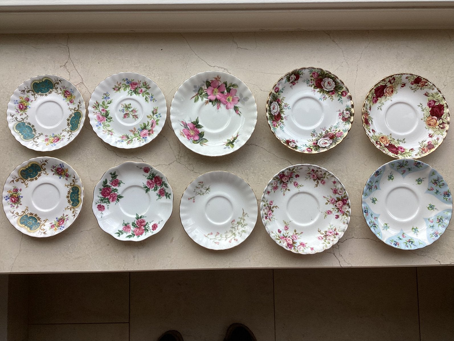 10 schoteltjes van ROYAL ALBERT, puntgaaf, Ophalen of Verzenden, Zo goed als nieuw, Overige stijlen, Kop(pen) en/of Schotel(s)
