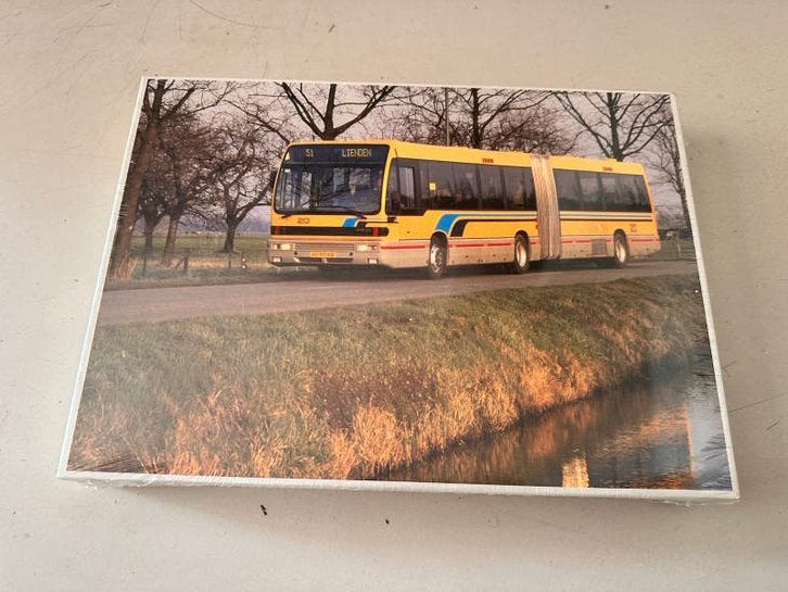 Vintage DAF Bus / Den Oudsten legpuzzel - Nieuw & Geseald, Ophalen of Verzenden, Nieuw, Bus of Metro, Overige typen