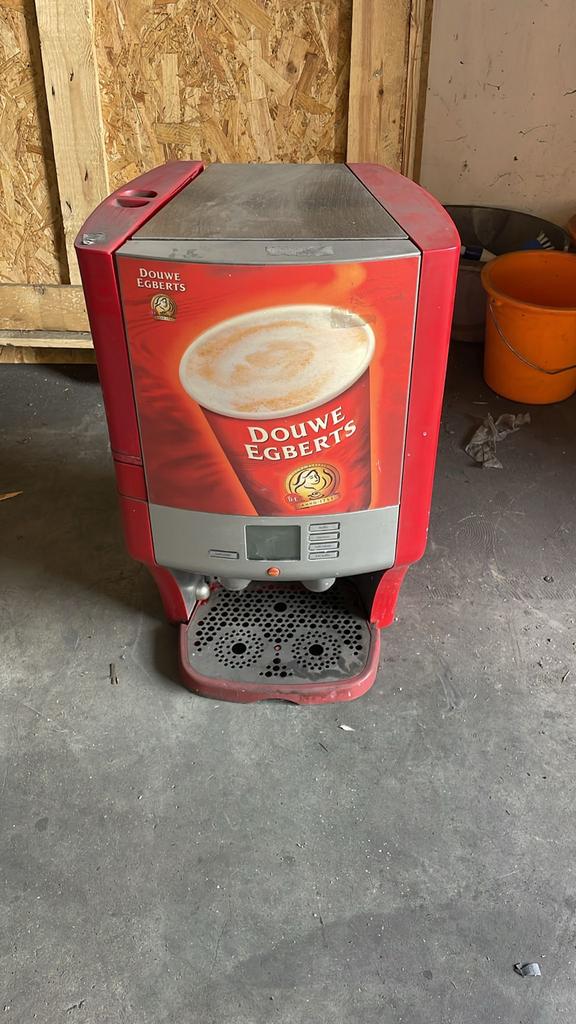 Douwe Egberts koffiezetapparaat, Witgoed en Apparatuur, Koffiezetapparaten, Ophalen, Overige typen, 10 kopjes of meer, Koffiemachine