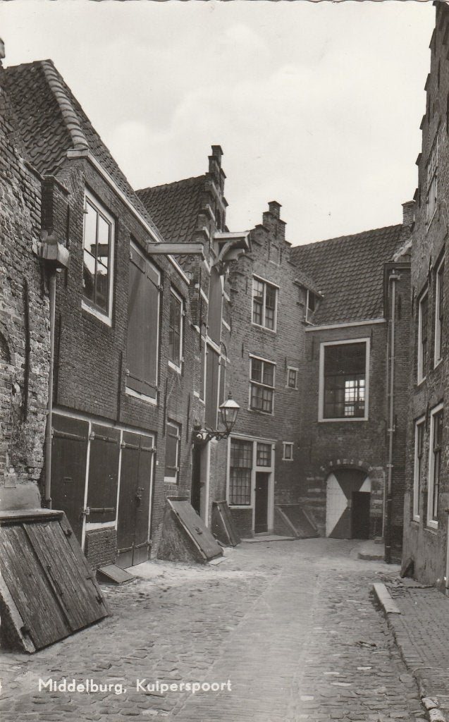 middelburg- kuiperspoort, Verzamelen, Ansichtkaarten | Nederland, Ophalen of Verzenden, 1940 tot 1960, Zeeland