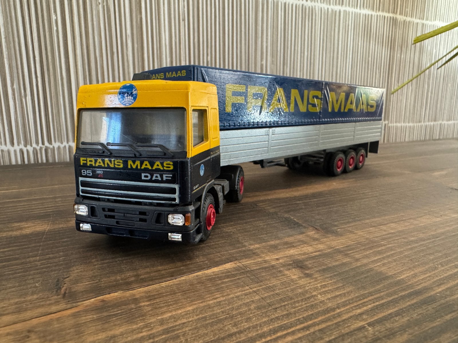 Lion Car DAF Frans Maas vrachtwagen nr. 70 Made in Holland, Ophalen of Verzenden, Gebruikt