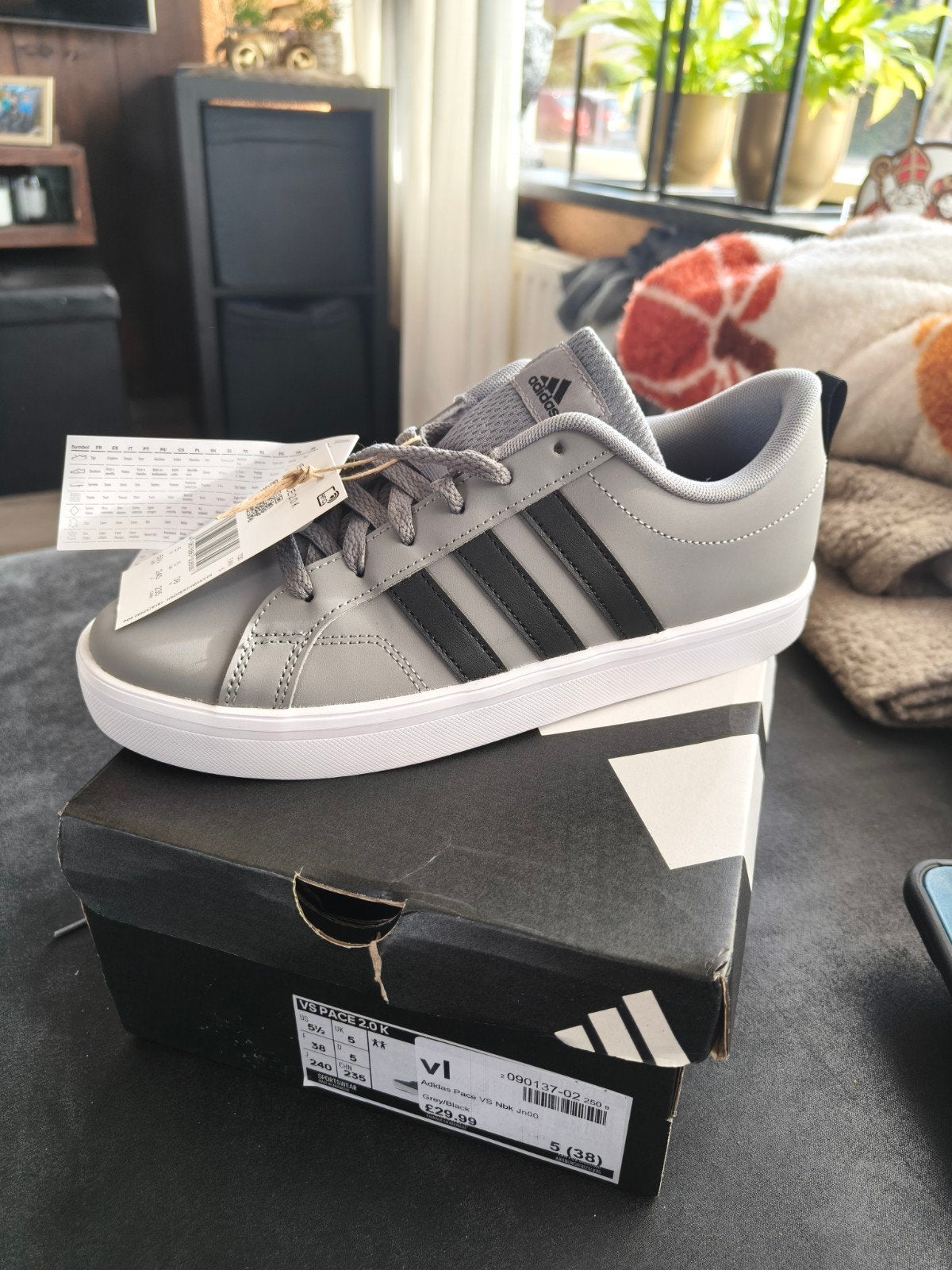 nieuwe adidas schoenen 38, Adidas, Schoenen, Nieuw, Ophalen of Verzenden