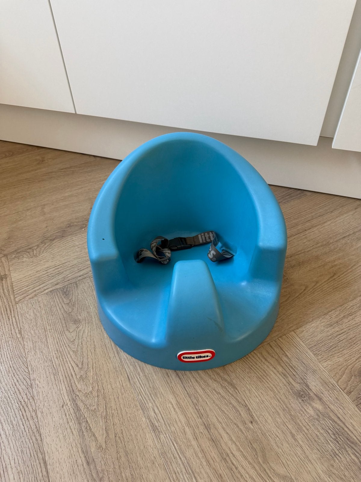 Little Tikes Baby Stoel - Blauw, Kinderen en Baby's, Kinderstoelen, Ophalen of Verzenden, Gebruikt, Overige typen, Gordel(s)