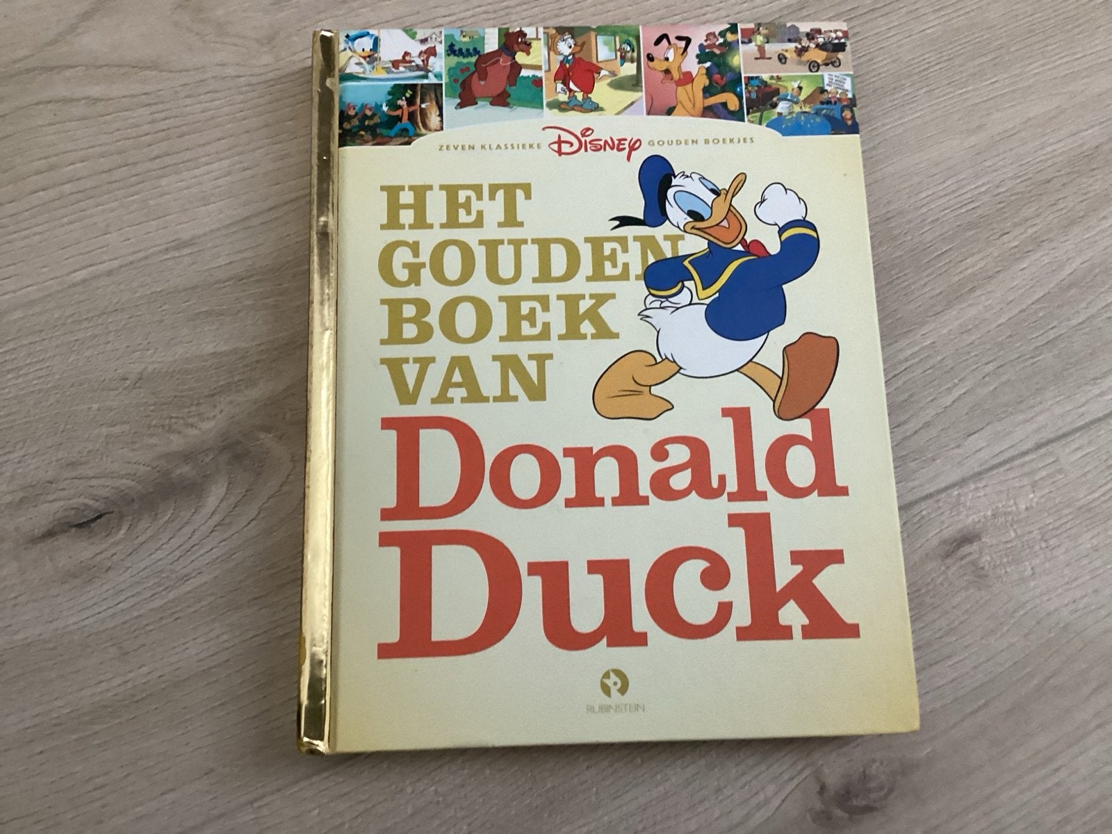 Het Gouden Boek van Donald Duck - Disney Klassiekers, Ophalen of Verzenden, Zo goed als nieuw, Sprookjes