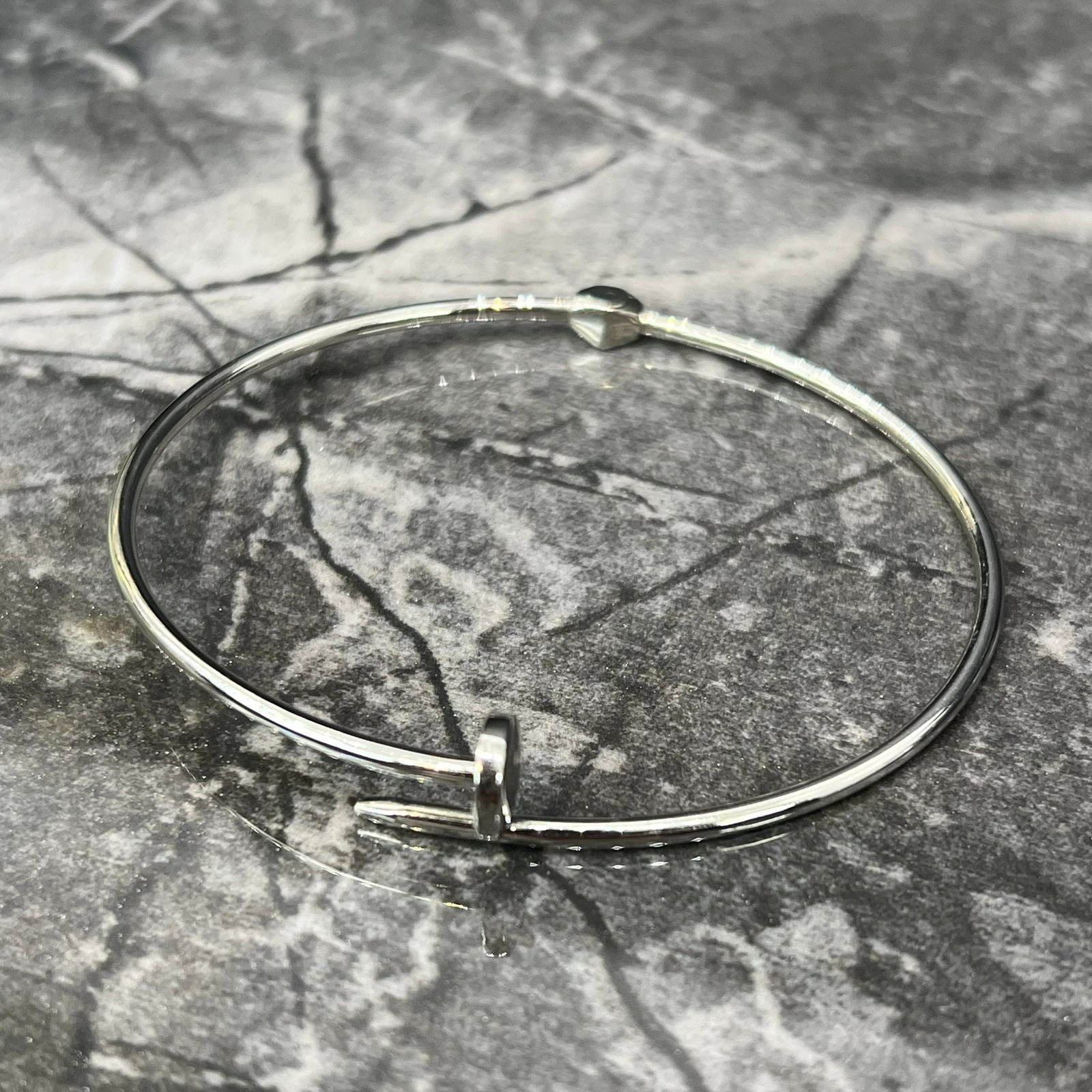 14 karaat witgouden armband spijker model, Sieraden, Tassen en Uiterlijk, Armbanden, Ophalen of Verzenden, Nieuw, Goud