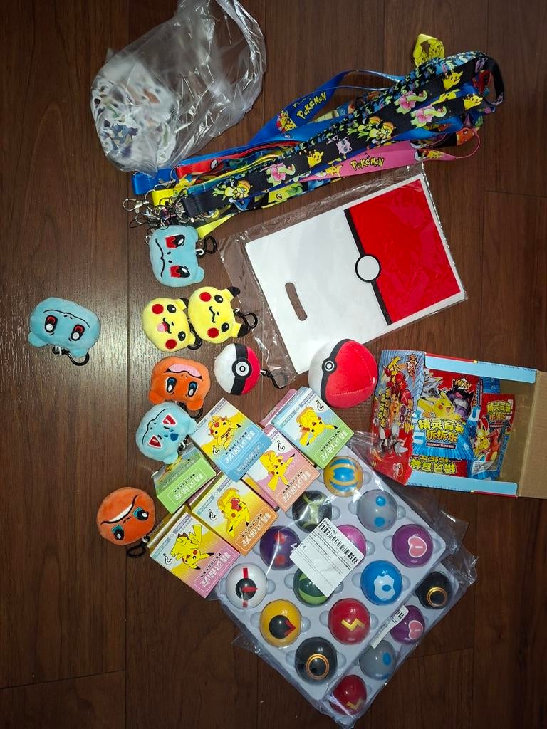 Nieuw Pokemon pakket partijhandel, Hobby en Vrije tijd, Feestartikelen, Ophalen of Verzenden, Nieuw, Overige