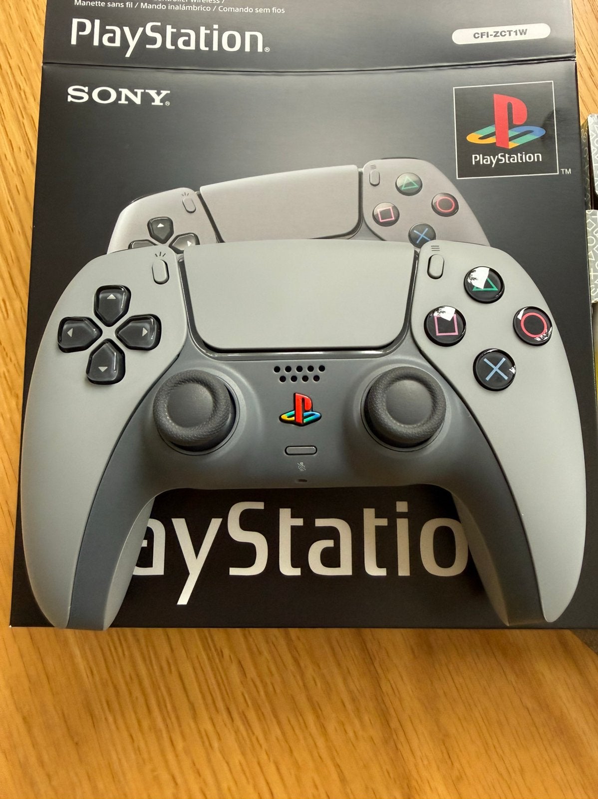 DualSense 30th Anniversary Limited Edition + Factuur, Ophalen, Zo goed als nieuw, Controller, PlayStation 1