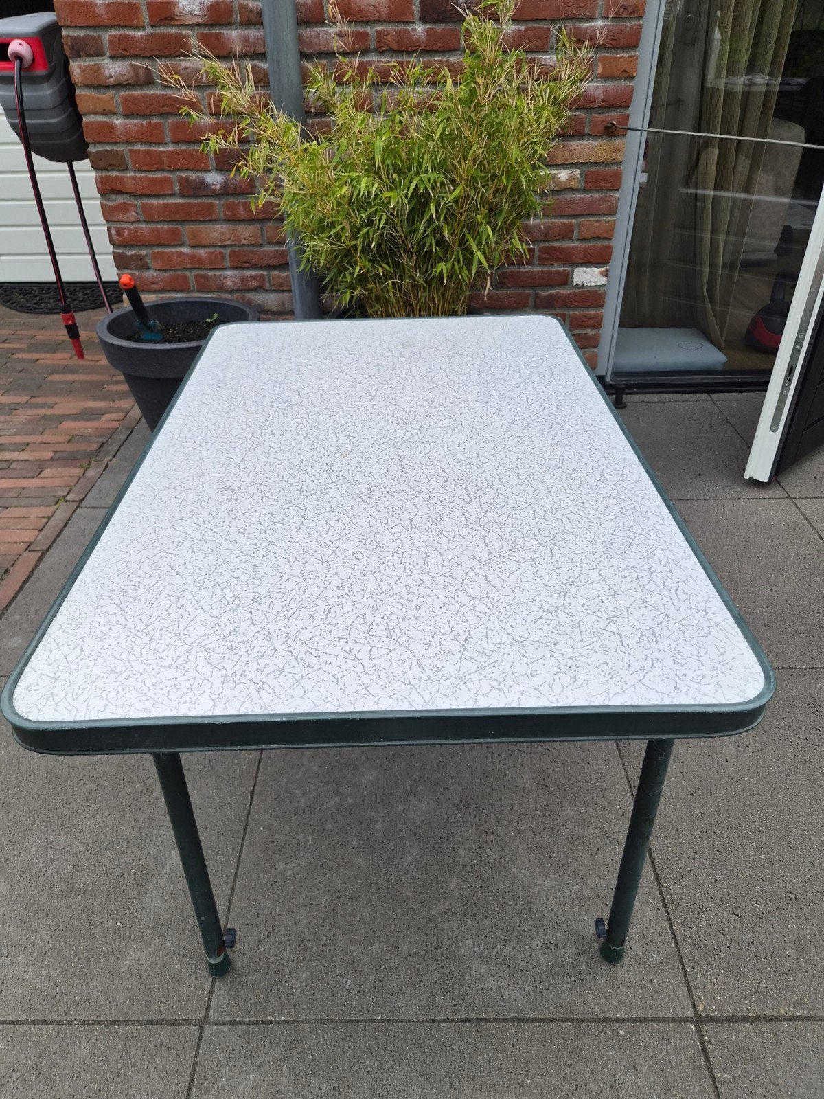 Crespo campingtafel - Gebruikt met roestplekken, Caravans en Kamperen, Kampeermeubelen, Ophalen, Gebruikt, Campingtafel