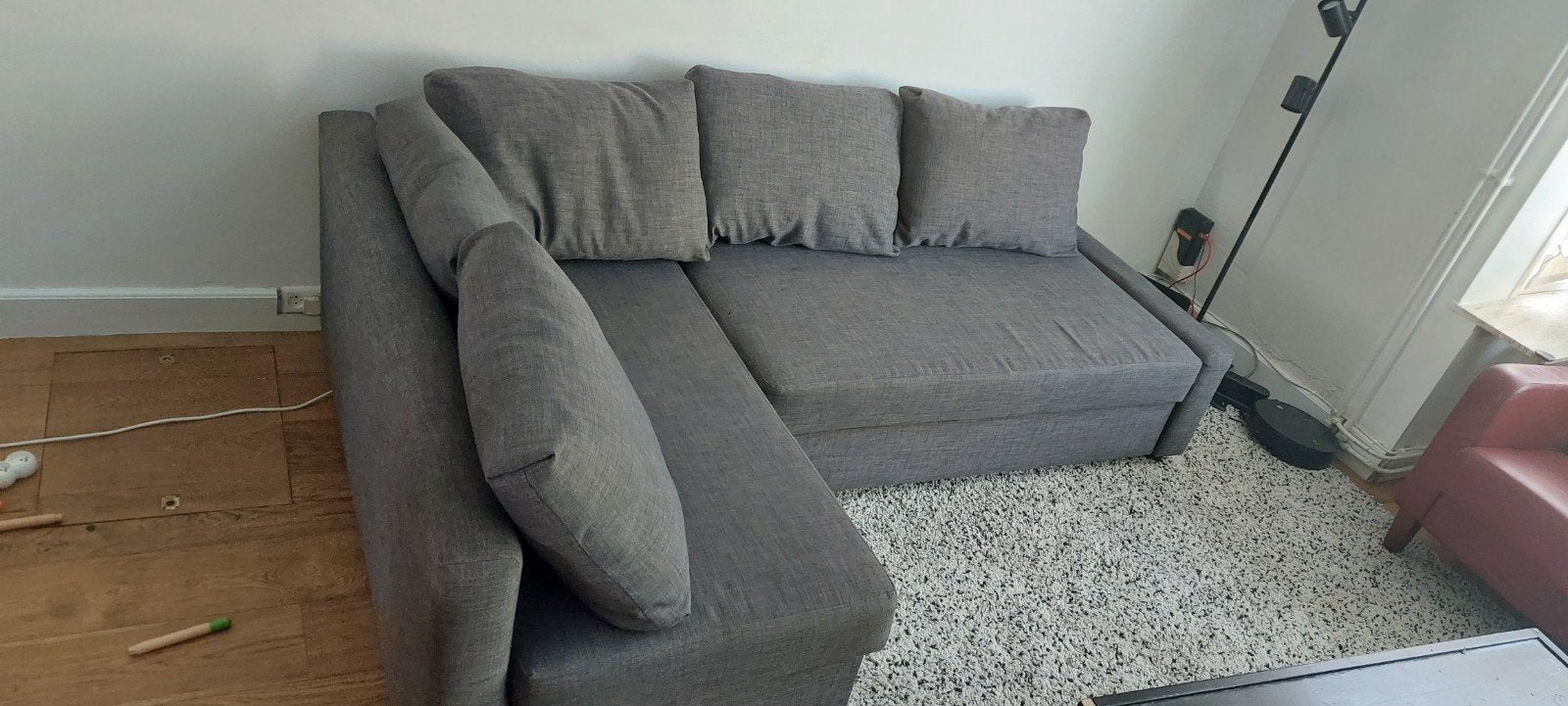 Foto 10 van Ikea FRIHETEN Hoekbank met opbergruimte en slaapfunctie
