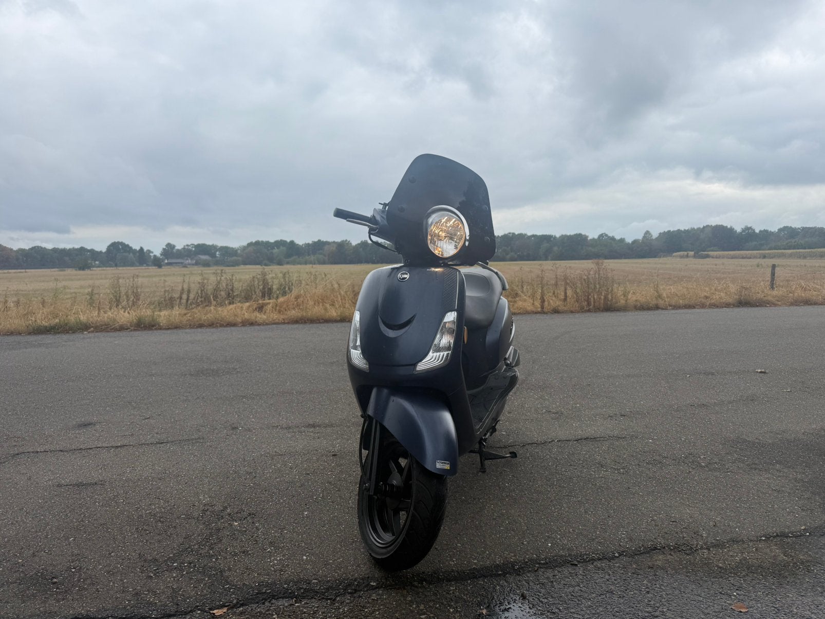 Een zeer nette sym fiddle 50cc. Kijk beschrijving, Ophalen, Maximaal 45 km/u, Zo goed als nieuw, Benzine