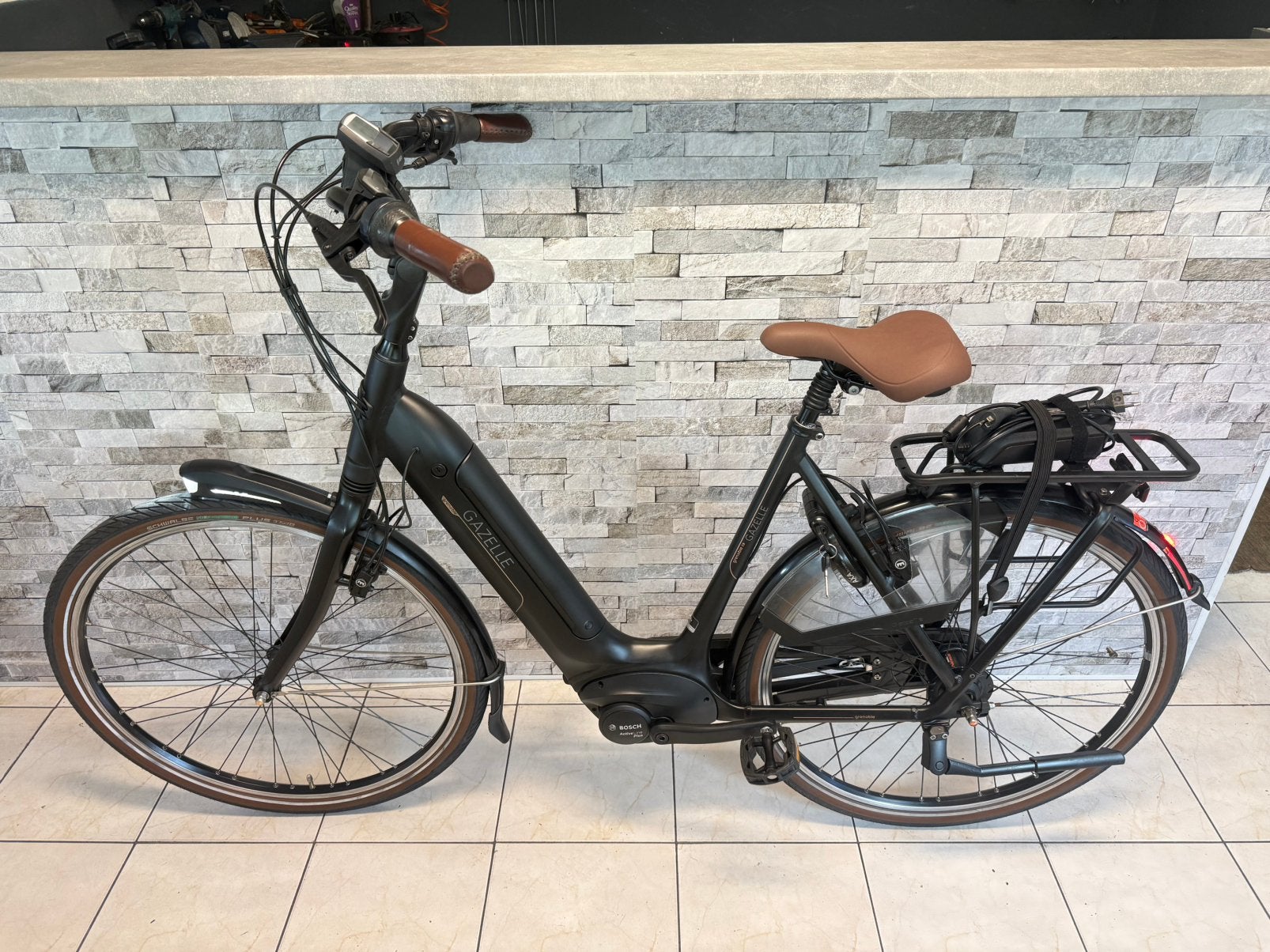 E-Bike Gazelle Grenoble C8. D57cm. Bosch Active Line Plus, Ophalen, Zo goed als nieuw, /, /
