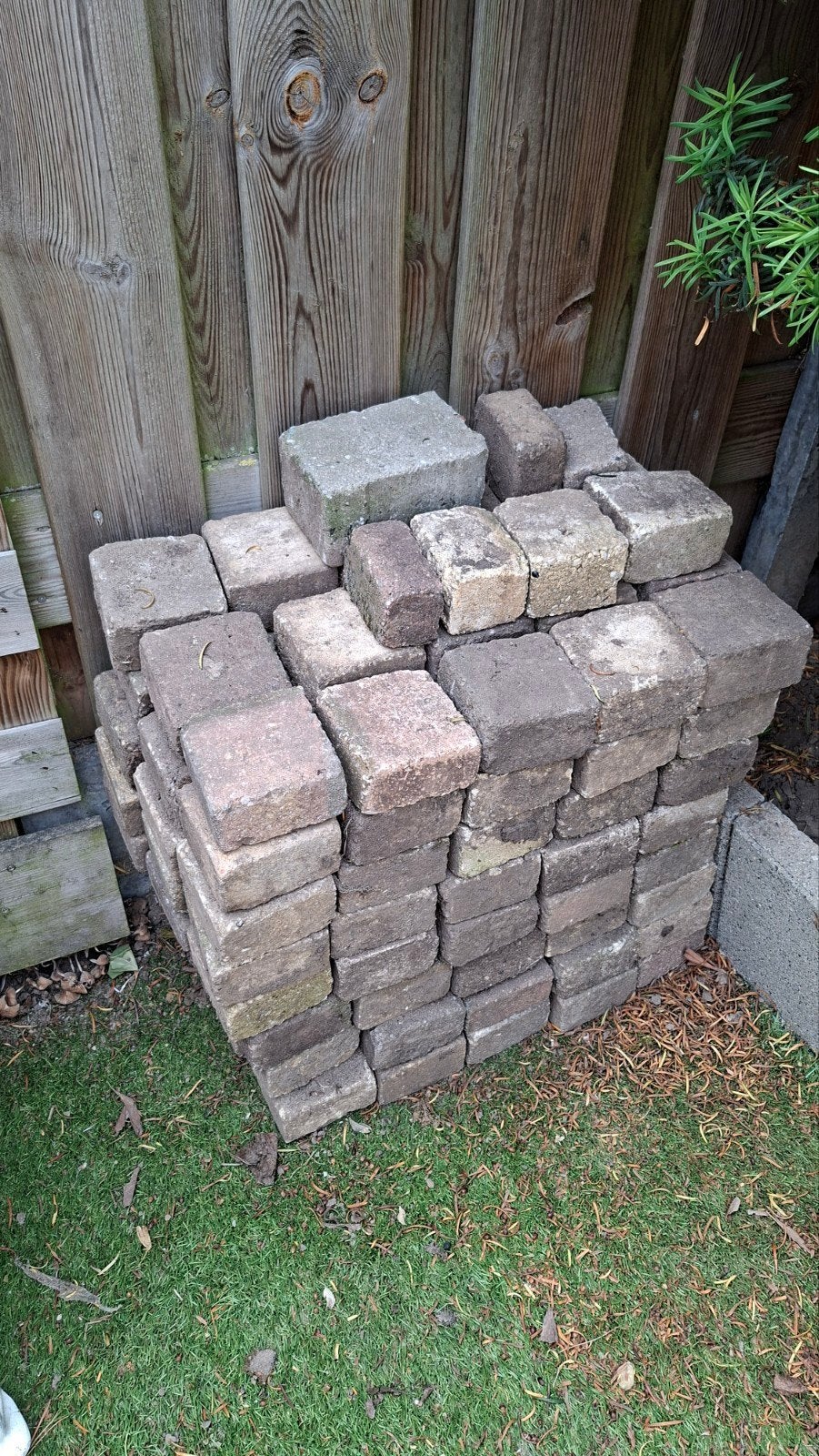 Gratis op te halen klinkers, Tuin en Terras, Tegels en Klinkers, Ophalen of Verzenden, Beton, Klinkers