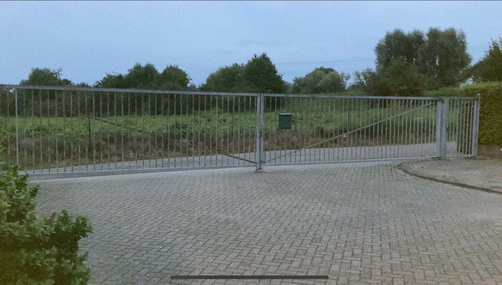 dubbele poort + looppoortje + spijlenhekwerk B&G, Ophalen, Met poort, Gebruikt, Spijlenhekwerk