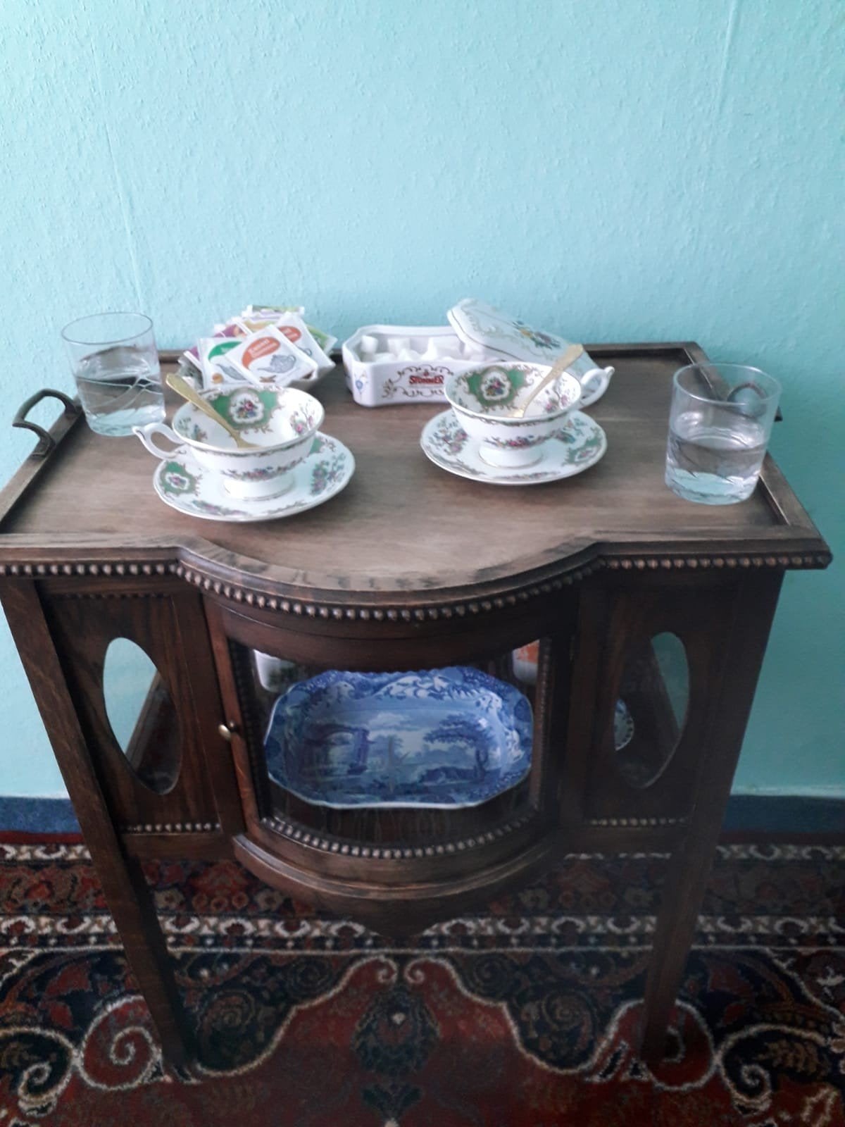 Vintage houten Theekast met dienblad, Antiek en Kunst, Ophalen