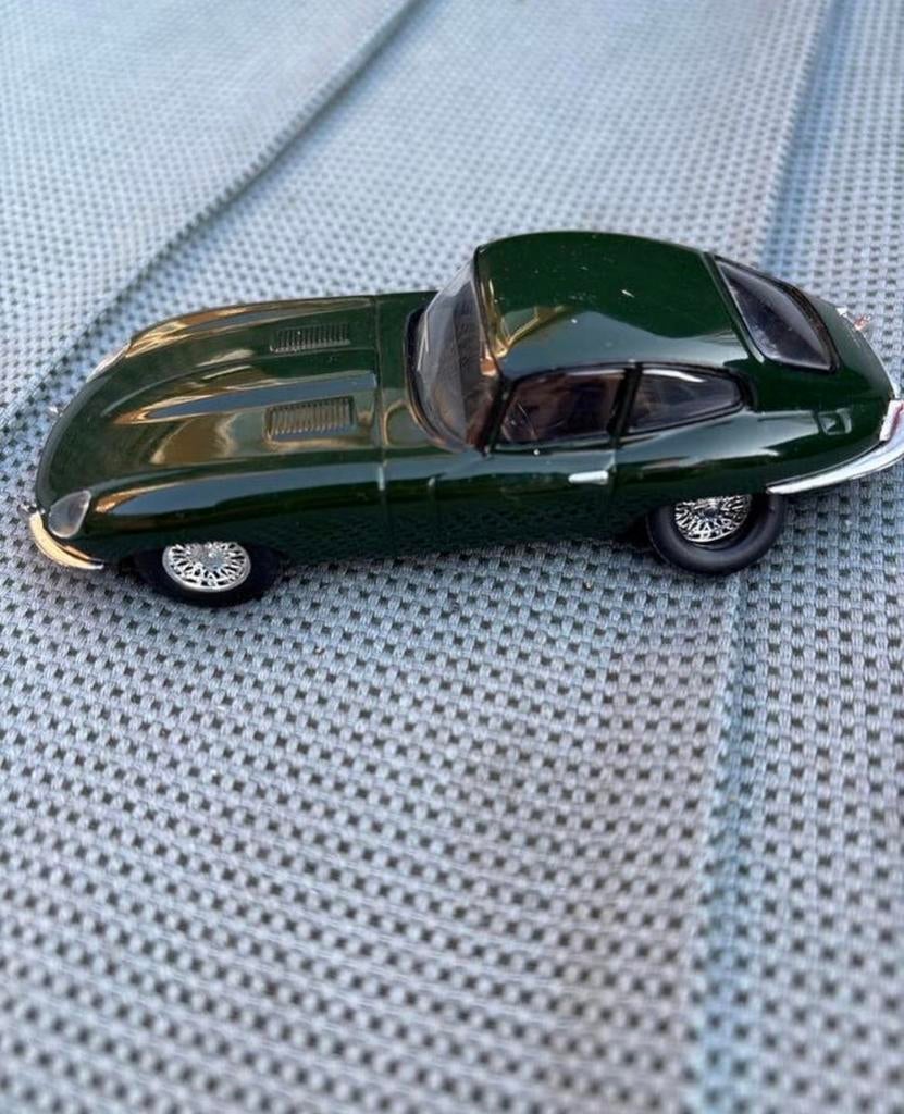 Groene Jaguar E-Type modelauto, Ophalen, Zo goed als nieuw, Auto, Overige merken