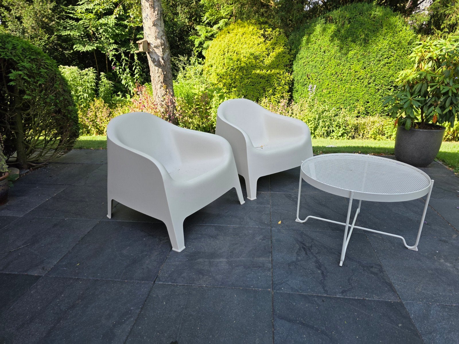 2x ikea Kunststof tuinstoelen  SKARPÖ
Met krokholmen tafel, Tuin en Terras, Tuinsets en Loungesets, 2 zitplaatsen, Kunststof, Gebruikt