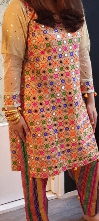 Pakistaans/Indiaas multikleur kurta shalwaar kameez abaya, Overige typen, Meerkleurig, Ophalen of Verzenden, Zo goed als nieuw