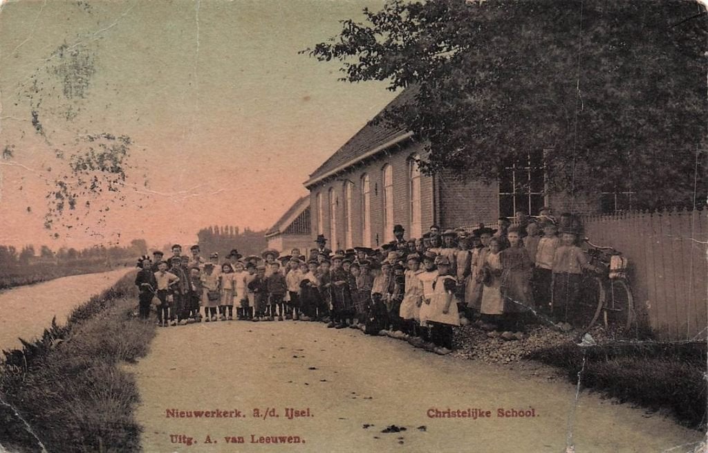 703-151-037 Nieuwerkerk aan den Ijssel Christelijke School, Verzenden, Voor 1920, Zuid-Holland