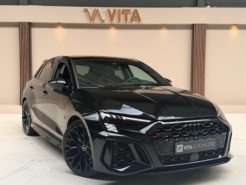 Audi A3 Sportback 2.5 TFSI RS 3 quattro ABT|Akra|Pano|B&O|Ca, Automaat, Gebruikt, RS3, Zwart