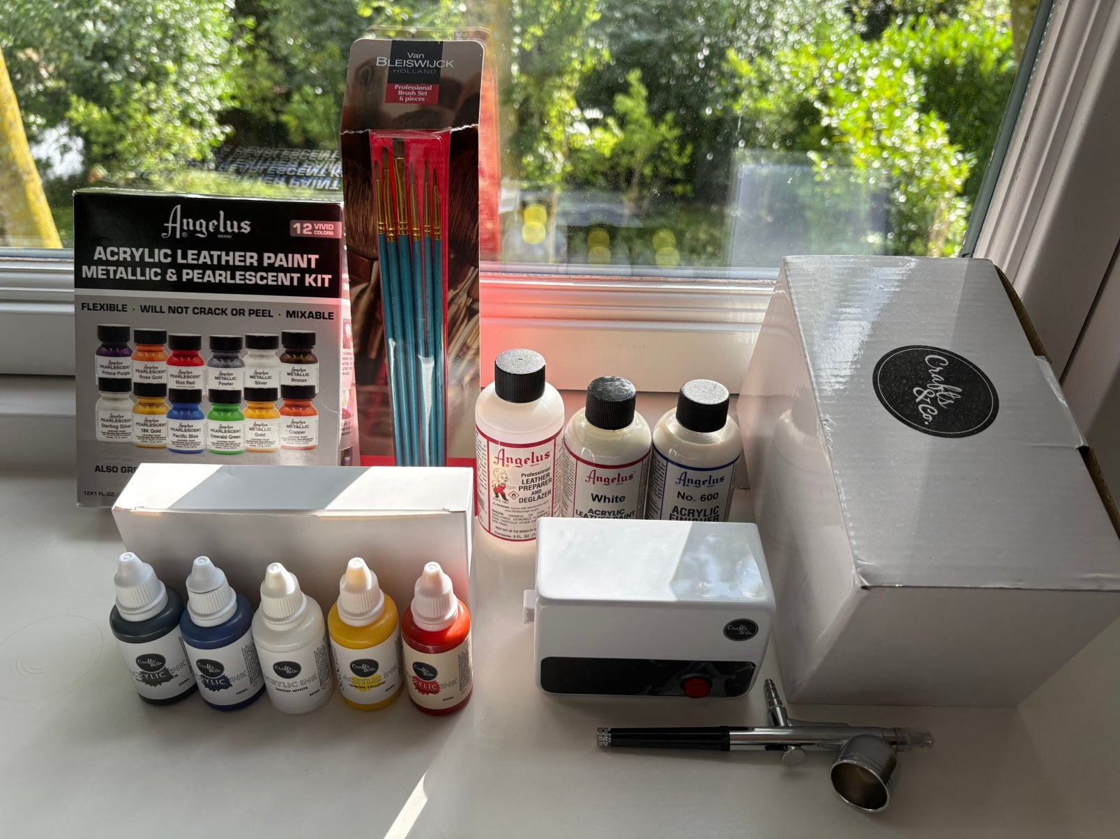 Set Angelus Leather Paint / Airbrush Compressor + Verf NIEUW, Ophalen of Verzenden, Nieuw, Airbrush en Toebehoren