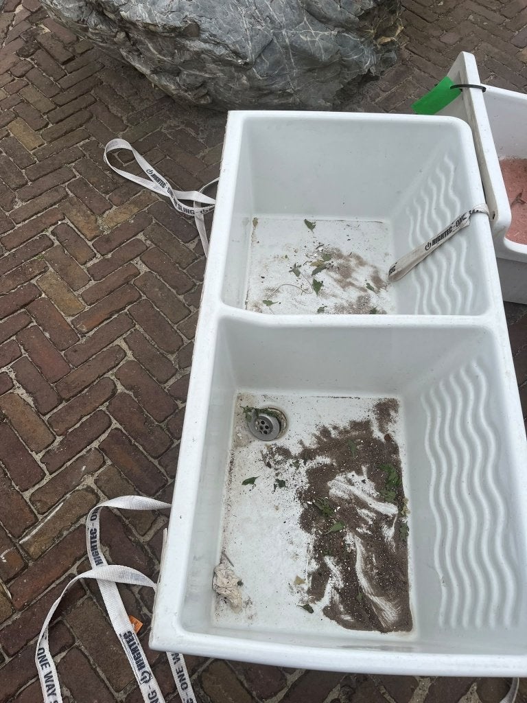 Wastrog stortbakje uitstort gootsteen wasbak ( 078 ), Ophalen, Gebruikt, Wastafel, Nb
