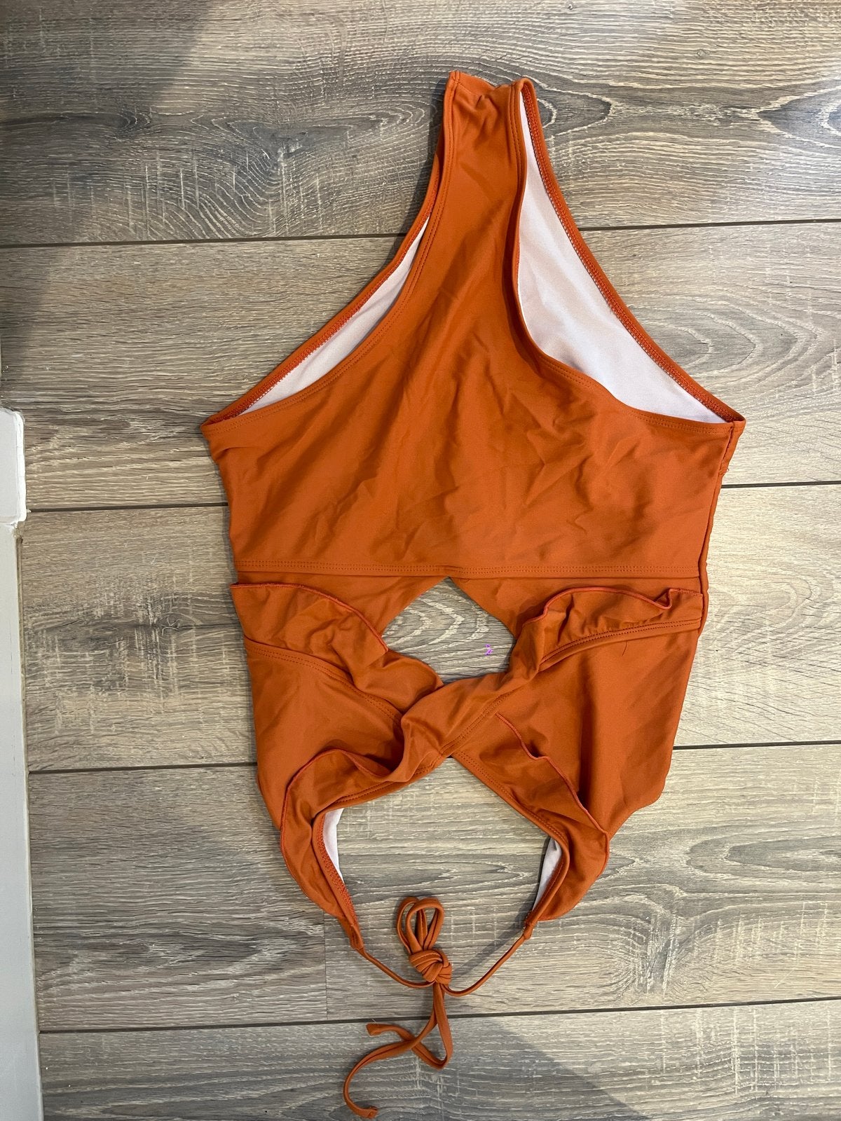 Oranje badpak met cut-outs en strikdetail, Ophalen of Verzenden, Zo goed als nieuw, Oranje, Badpak