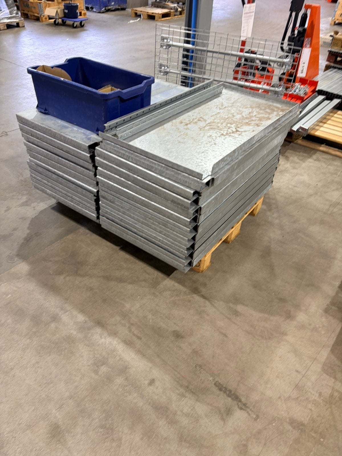 Stelling materiaal, Ophalen