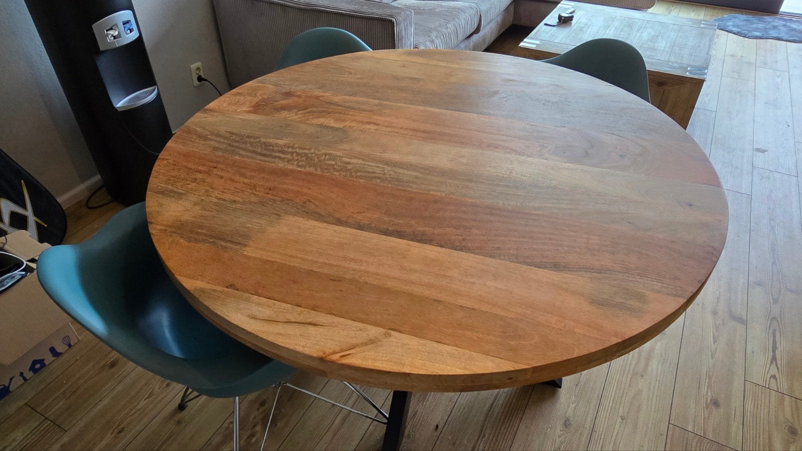 Mooie ronde eettafel, diameter 130 cm, zo goed als nieuw, Huis en Inrichting, Tafels | Eettafels, Ophalen of Verzenden
