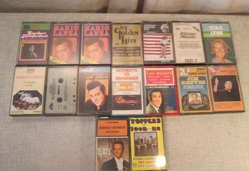 16 Originele Cassettebandjes - muziek van de jaren 60, Cd's en Dvd's, 2 t/m 25 bandjes, Overige genres, Ophalen of Verzenden, Zo goed als nieuw