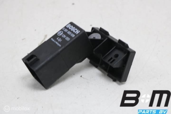 Regelapparaat voor gloeibougies VW Golf 6 5drs 038907281D, Gebruikt