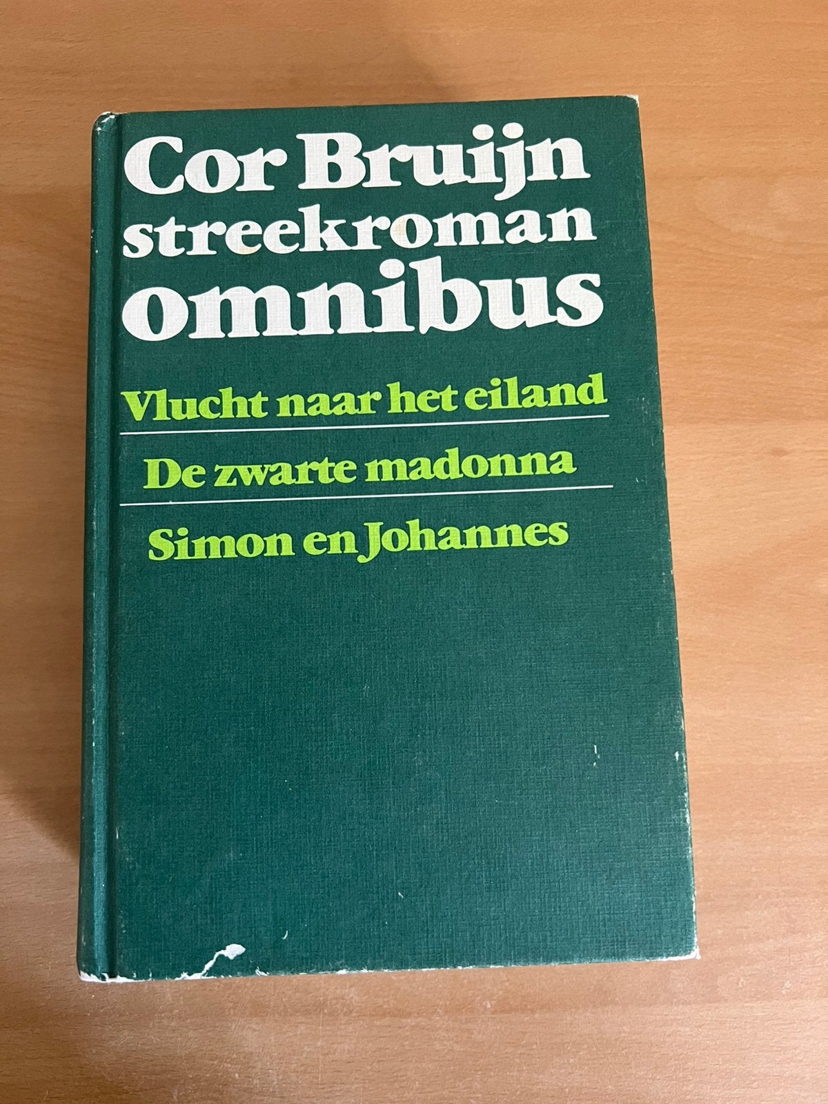 Cor Bruijn streekroman omnibus, Boeken, Streekboeken en Streekromans, Ophalen of Verzenden, Gelezen