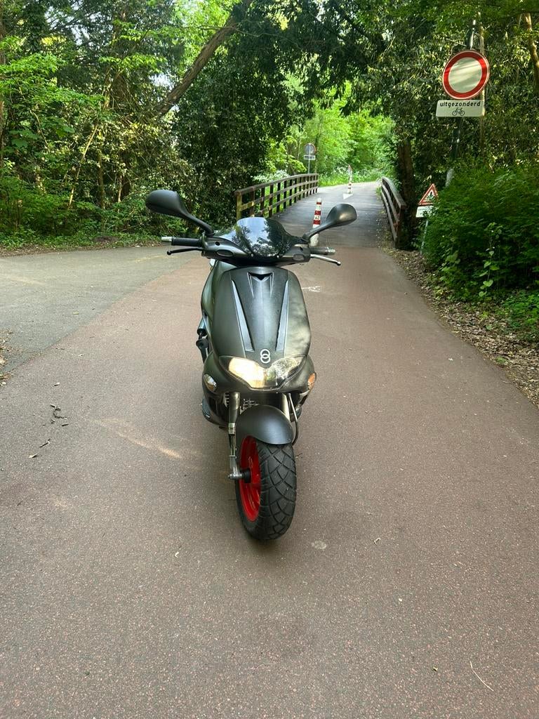 Gilera runner sp pro 50cc, Overige modellen, Maximaal 45 km/u, Ophalen of Verzenden, Zo goed als nieuw