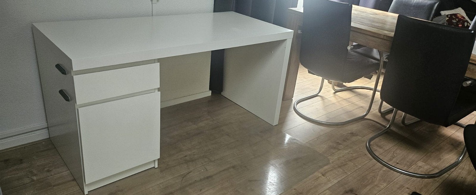 Ikea bureau wit, Huis en Inrichting, Ophalen, Hout, Schoolbureau, Zo goed als nieuw