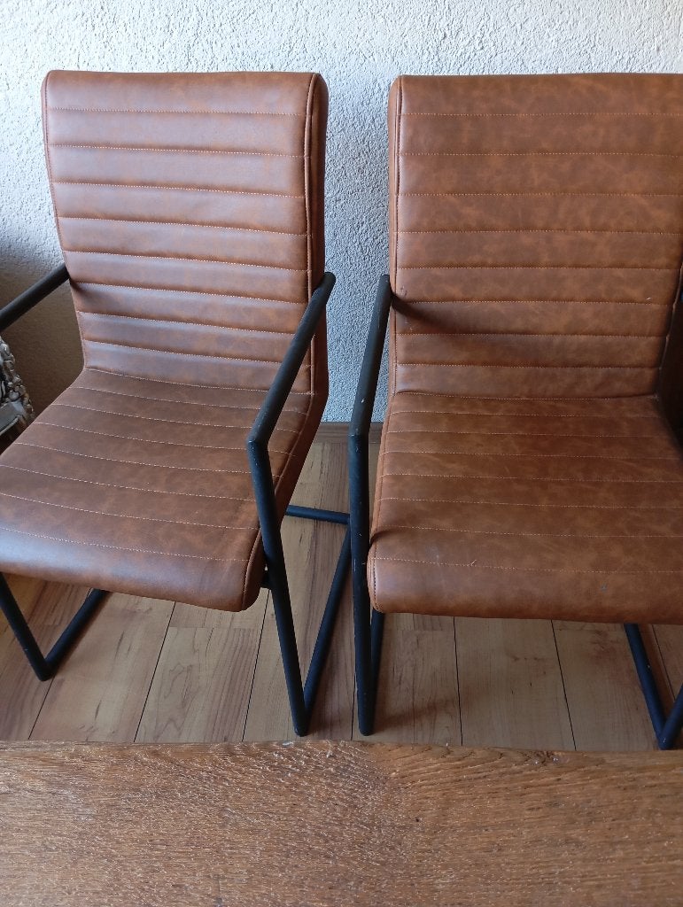 Stoelen gratis, Ophalen, Kunststof, Gebruikt, Twee