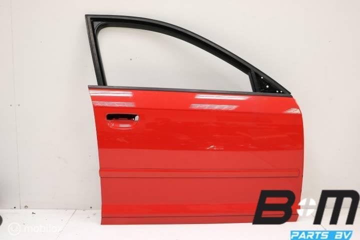 Portier RV Audi RS3 8P Sportback LZ3M 8P4831052A, Gebruikt