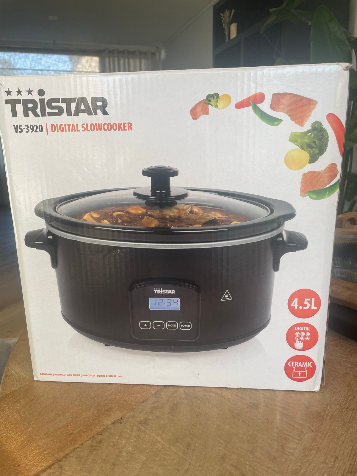 Tristar VS-3920 Digitale Slowcooker 4.5L - Nieuw in doos, Ophalen, Timer, Zo goed als nieuw