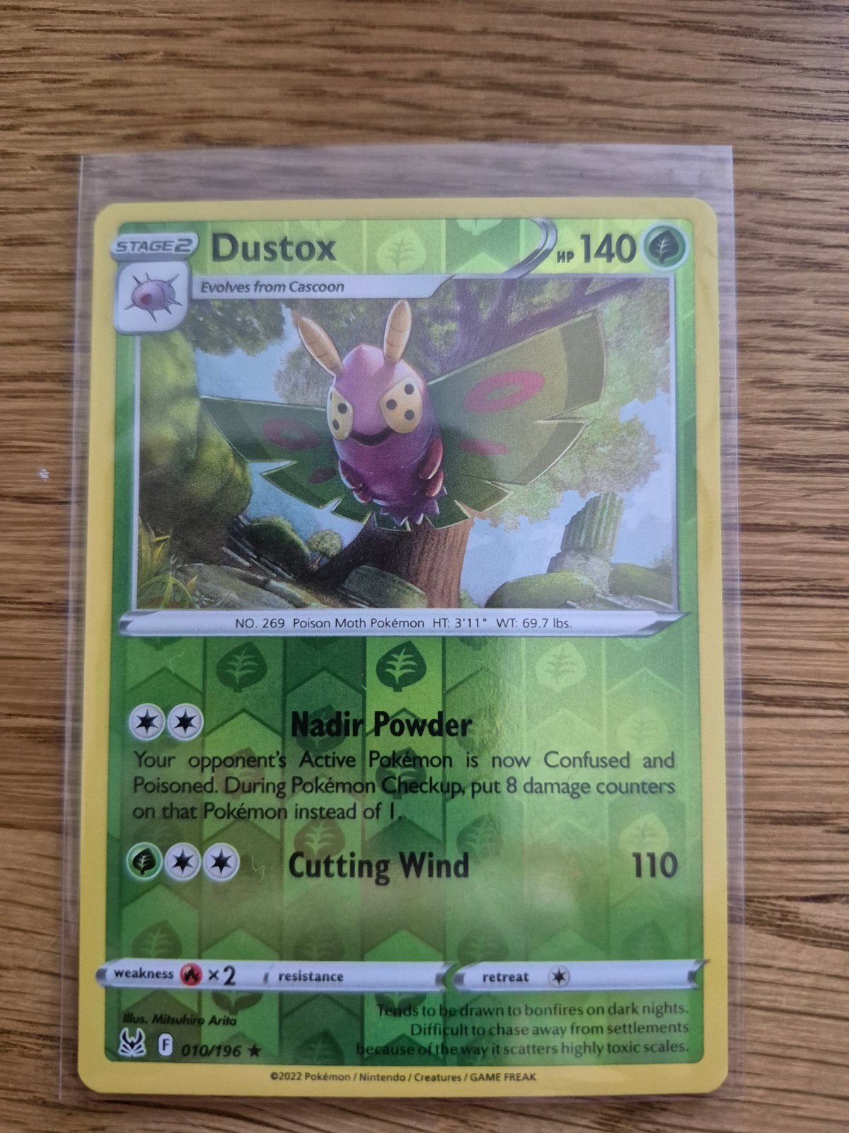 Dustox 010/196 Reverse Holo, Ophalen of Verzenden, Zo goed als nieuw, Losse kaart, Foil