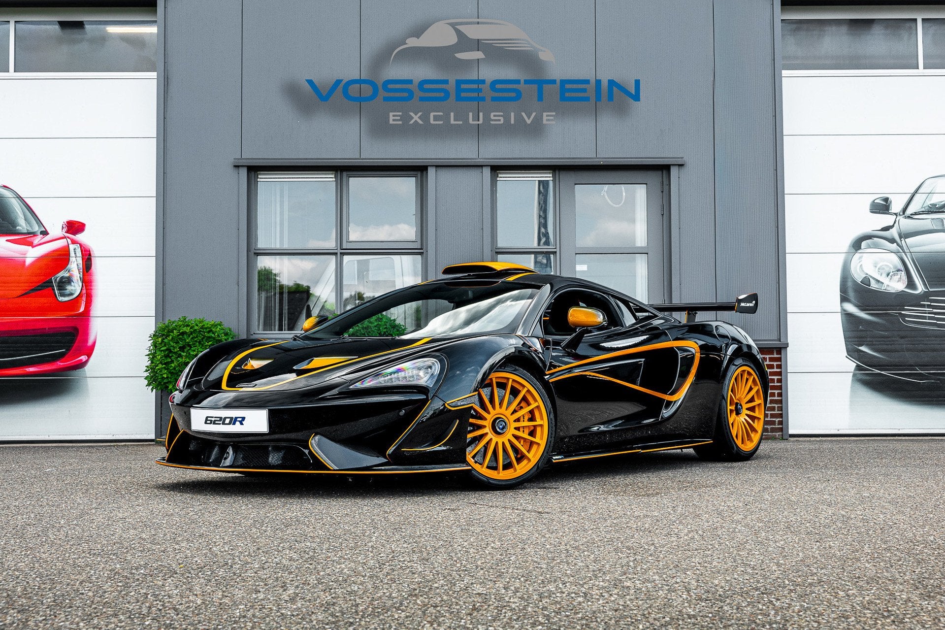 McLaren 620R 3.8 V8 / 1 of 225 / MSO R Pack / Bowers & Wilki, Auto's, Dealer onderhouden, Achterwielaandrijving, Gebruikt, Alcantara
