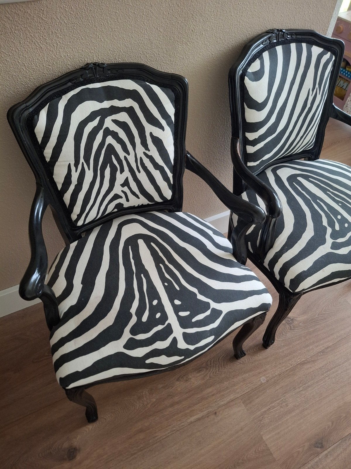 2 stoeltjes in zebra, Huis en Inrichting, Fauteuils, Ophalen, Minder dan 75 cm, 50 tot 75 cm
