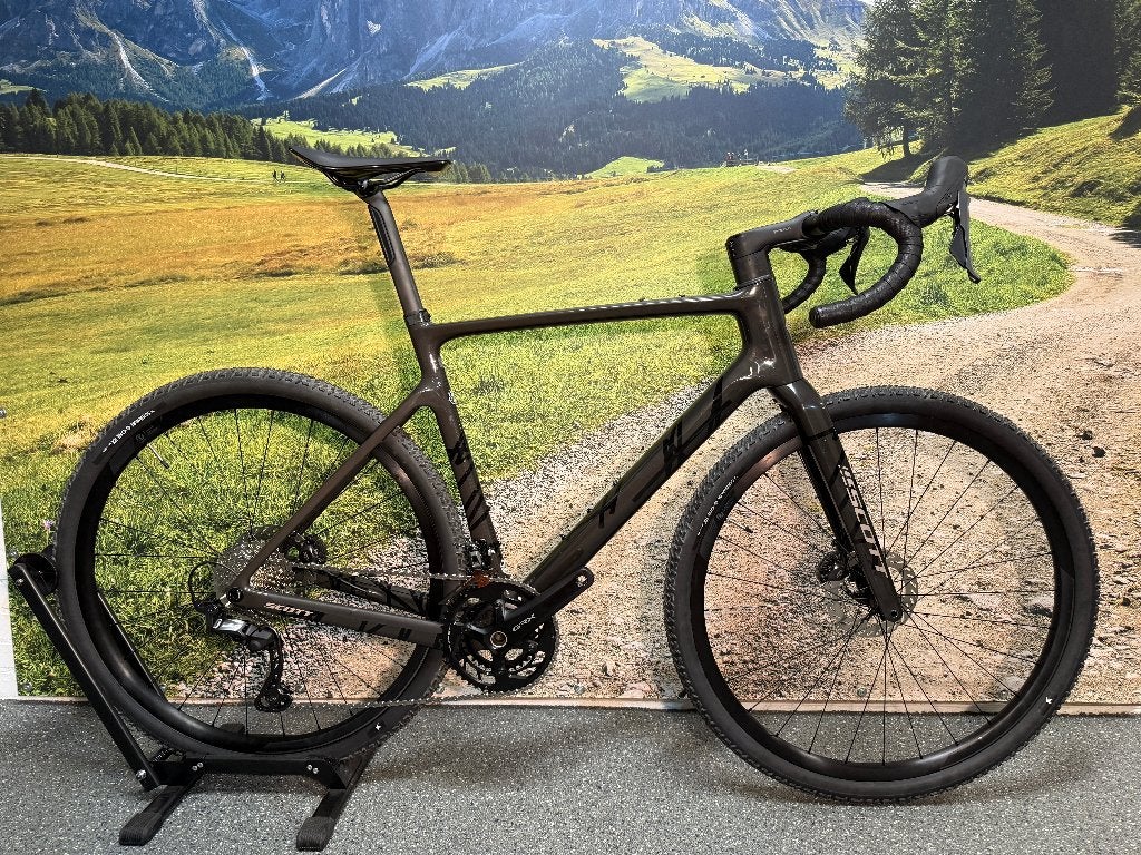 ** Scott Addict Gravel 15 L 56cm GRX820 2x12 Verkocht