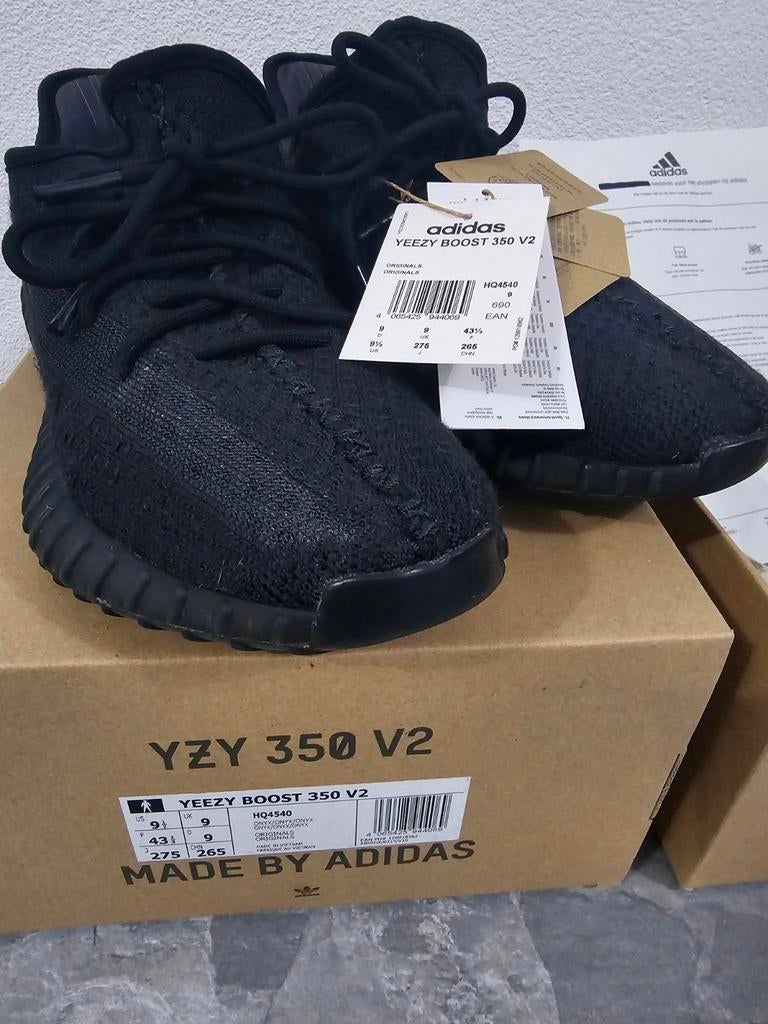 Adidas Yeezy Boost 350 V2 HQ4540 Zwart - Maat 43 1/3, Kleding | Heren, Schoenen, Ophalen of Verzenden