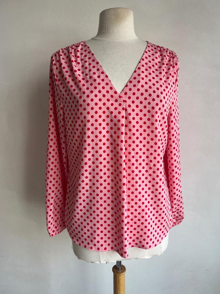 c&a top maat 40 roze rood stippen blouse  dames top, Kleding | Dames, Blouses en Tunieken, Maat 38/40 (M), Verzenden, Zo goed als nieuw