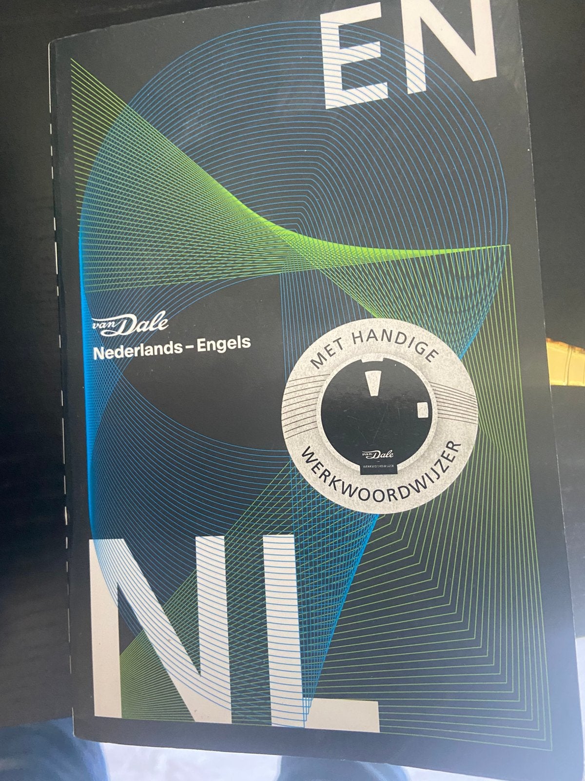 Woordenboek nederlands engels, Boeken, Woordenboeken, Ophalen, Zo goed als nieuw, Van Dale, Nederlands
