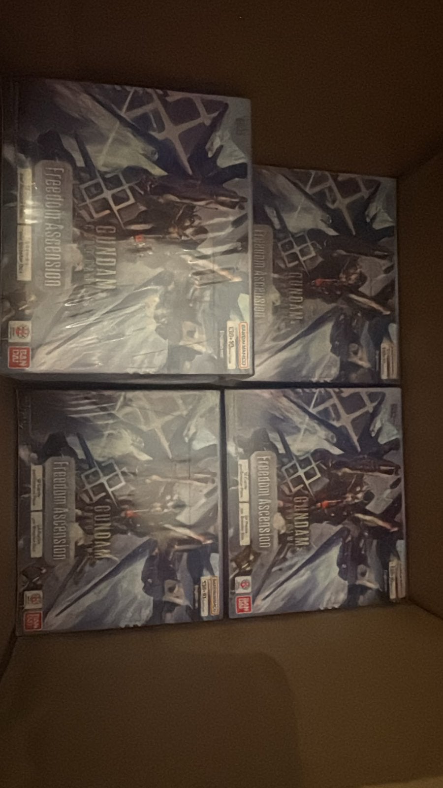 Gundam 05 box, Ophalen, Zo goed als nieuw