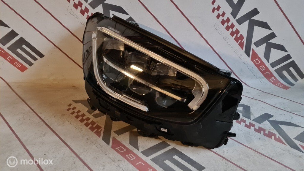 Mercedes GLC W253 FACELIFT Koplamp LED rechts A2539067001, Gebruikt, Ophalen of Verzenden