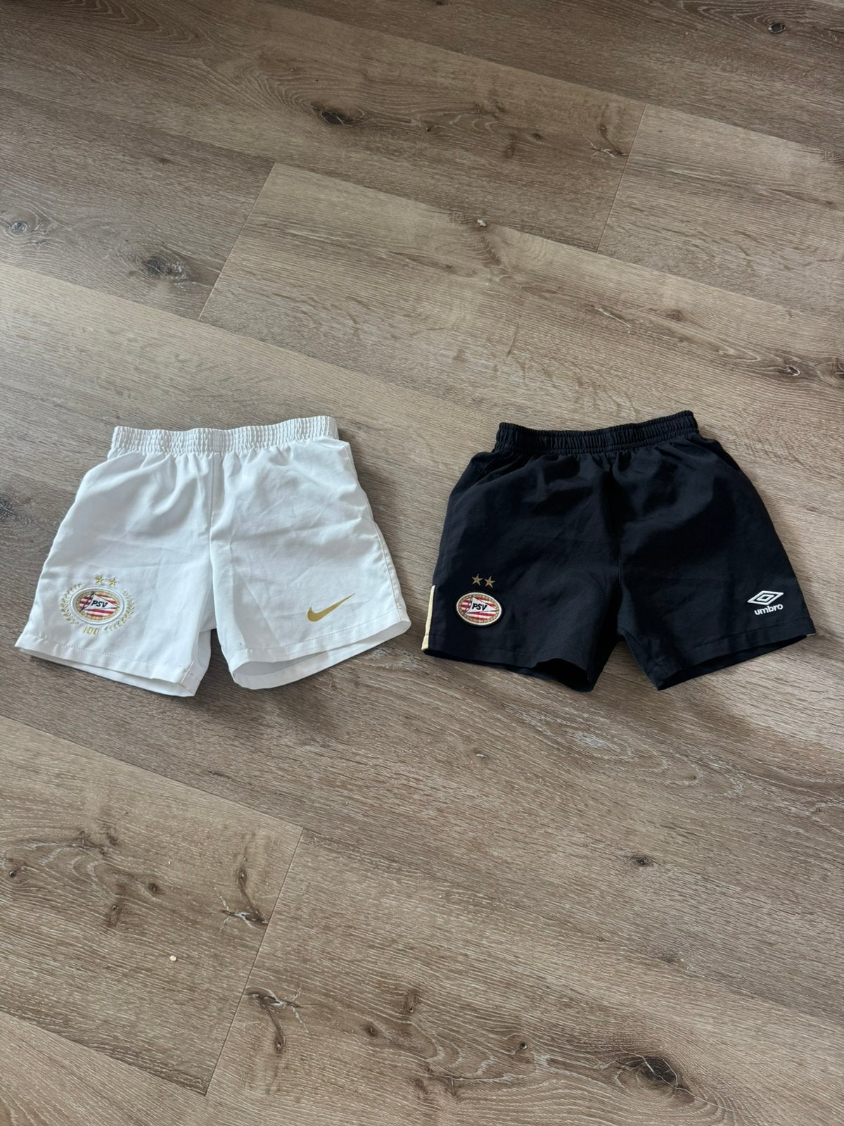 Psv kinderbroekje, enkel witte nog, Maat XS of kleiner, Ophalen of Verzenden, Gebruikt, Shirt