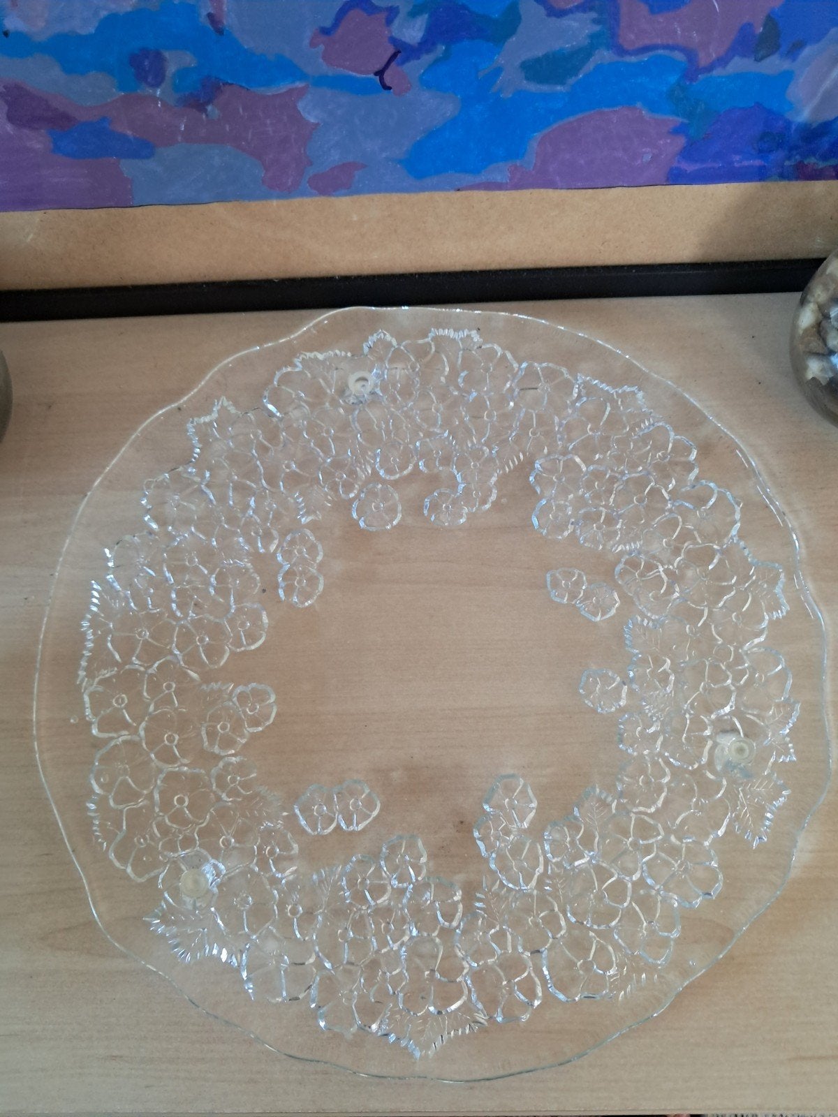 Glazen/kristallen schaal met bloemmotief, Ophalen
