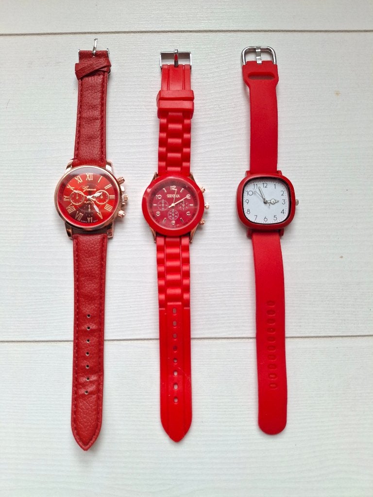 3 Nieuwe Rode Horloges - 3 stuks 10.00, Ophalen of Verzenden, Nieuw, Rood, Jongen of Meisje